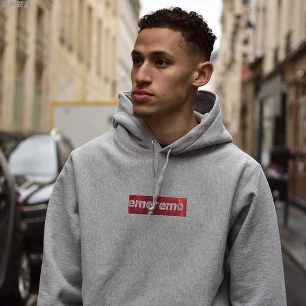 19ss box logo x swaroovski 25th anniversary mens hooded sweatshirt casual street highstreet hooded pullover sweater man couple hoodies, Black
19ss box logo x swaroovski 25th anniversary mens hooded sweatshirt casual street highstreet hooded pullover sweater man couple hoodies, Black