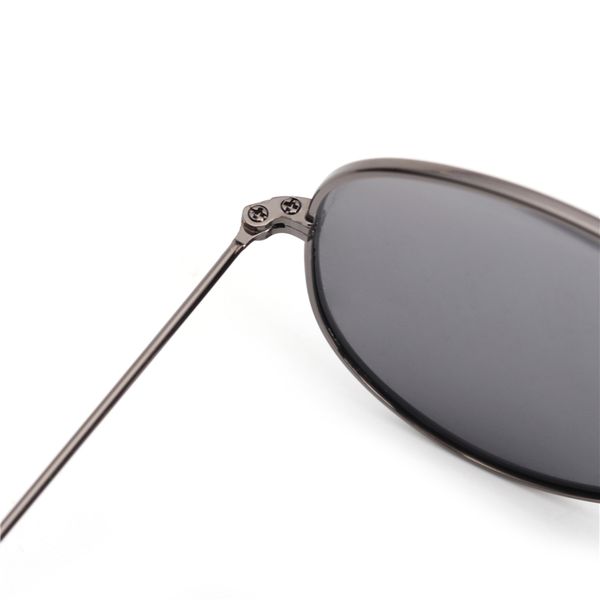classic pilot metal polarized sunglasses quality stainless steel sun glasses women men, White;black
classic pilot metal polarized sunglasses quality stainless steel sun glasses women men, White;black