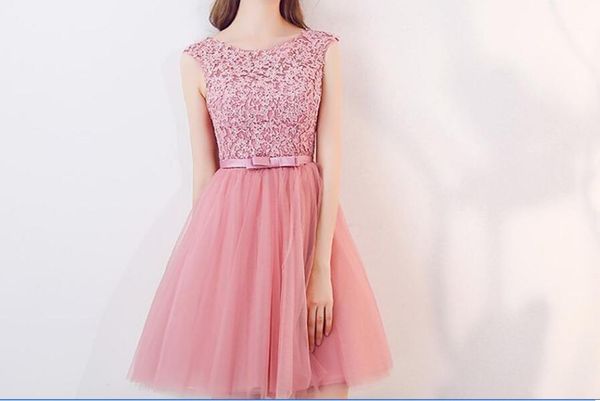 pink tulle a line knee length homecoming dresses lace applique bow sash short prom party cocktail dresses with lace up back cps1125, Red
pink tulle a line knee length homecoming dresses lace applique bow sash short prom party cocktail dresses with lace up back cps1125, Red