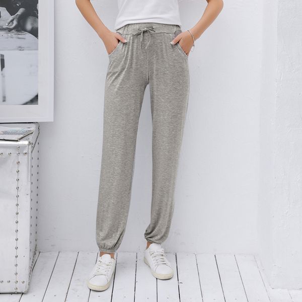 fashion women pants loose drawstring waist lantern elastic bottom solid sporty casual trousers loungewear pantalon femme, Black;white
fashion women pants loose drawstring waist lantern elastic bottom solid sporty casual trousers loungewear pantalon femme, Black;white