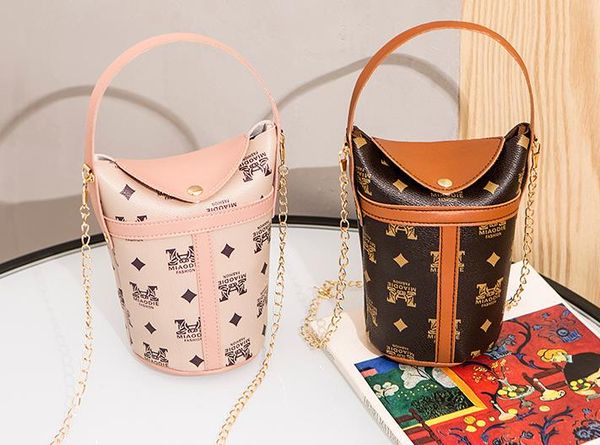 Designer Handbags 2020 New fashion Personality Female Bag Mini Bucket Bag Chain Shoulder Messenger Bags
Designer Handbags 2020 New fashion Personality Female Bag Mini Bucket Bag Chain Shoulder Messenger Bags