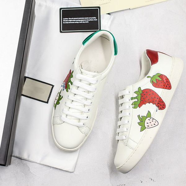 2019 Luxury Designer Shoes Ace Sneakers Strawberry Top Quality Real Cowhide Material Luxe Embroidered No Glue White Sneakers Women With Box
2019 Luxury Designer Shoes Ace Sneakers Strawberry Top Quality Real Cowhide Material Luxe Embroidered No Glue White Sneakers Women With Box