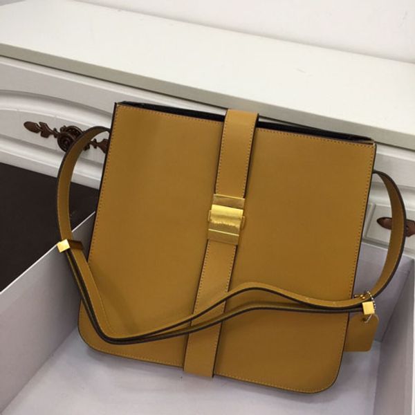 shoulder bags women fashional crossbody real soft leather outside adjustable wide belts personal buckle designment
shoulder bags women fashional crossbody real soft leather outside adjustable wide belts personal buckle designment