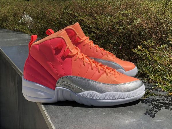 2019 new authentic 12 gs punch 510815-601 12s real carbon fiber basketball shoes original designer sneakers with box
2019 new authentic 12 gs punch 510815-601 12s real carbon fiber basketball shoes original designer sneakers with box