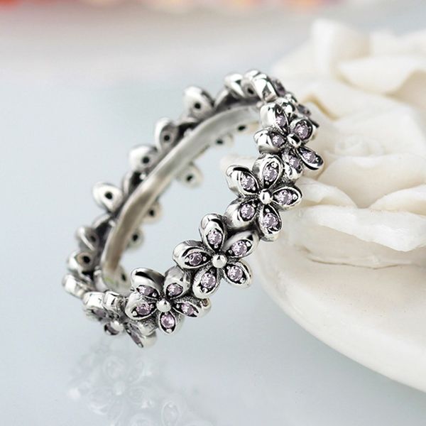 Fashion Flowers Pandora Finger Rings Clear CZ Dazzling Daisy Ring for Women Wedding Jewelry Accessories
Fashion Flowers Pandora Finger Rings Clear CZ Dazzling Daisy Ring for Women Wedding Jewelry Accessories