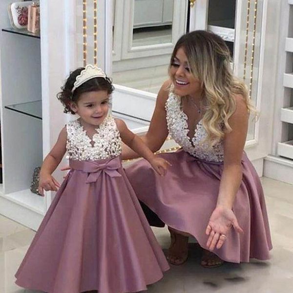 v-neck lace pearls flower girl dress 2020 custom made a line little girls pageant party gowns custom made formal gowns, Red;yellow
v-neck lace pearls flower girl dress 2020 custom made a line little girls pageant party gowns custom made formal gowns, Red;yellow