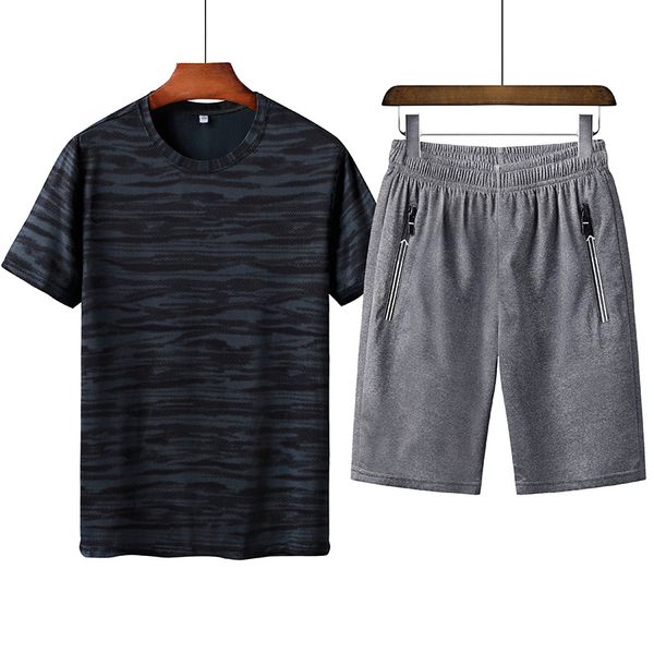 e-baihui 2021 summer men home set men tracksuit short-sleeve t shirt shorts sets 2 pieces +shorts casual male sweatshirt sportswear suit, White;black
e-baihui 2021 summer men home set men tracksuit short-sleeve t shirt shorts sets 2 pieces +shorts casual male sweatshirt sportswear suit, White;black