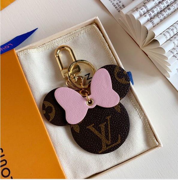 wholesale luxury key chain fashion car key chain for women and men stainless steel 100% leather gift key chain box 0588d, Silver
wholesale luxury key chain fashion car key chain for women and men stainless steel 100% leather gift key chain box 0588d, Silver
