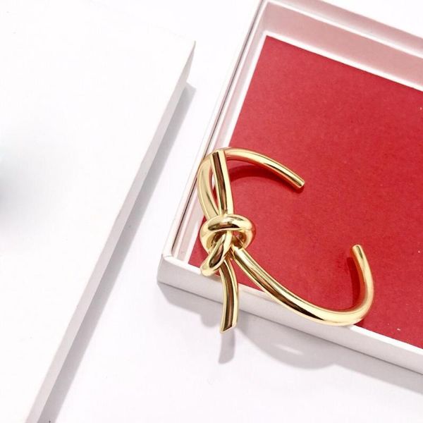 2020 new luxury punk geometry bangle for women men gold color fashion rock hip hop bracelet designer jewelry, Black
2020 new luxury punk geometry bangle for women men gold color fashion rock hip hop bracelet designer jewelry, Black