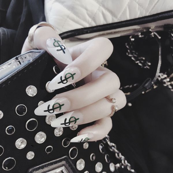 24 count extra long stiletto dollar pattern fake nails stone pattern pointed shiny long press on false nails for finger dropship, Red;gold
24 count extra long stiletto dollar pattern fake nails stone pattern pointed shiny long press on false nails for finger dropship, Red;gold