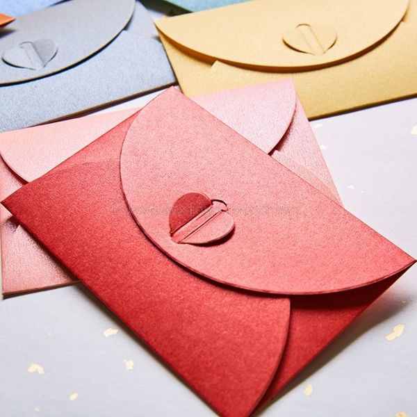 10pcs blank mini heart buckle retro paper envelopes wedding party invitation envelope for letter greeting cards au17 19
10pcs blank mini heart buckle retro paper envelopes wedding party invitation envelope for letter greeting cards au17 19