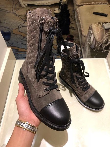 2019 fashion luxury designer women boots designer boots with animal fur high women snow boots winter out door party shoes 0816, Black
2019 fashion luxury designer women boots designer boots with animal fur high women snow boots winter out door party shoes 0816, Black