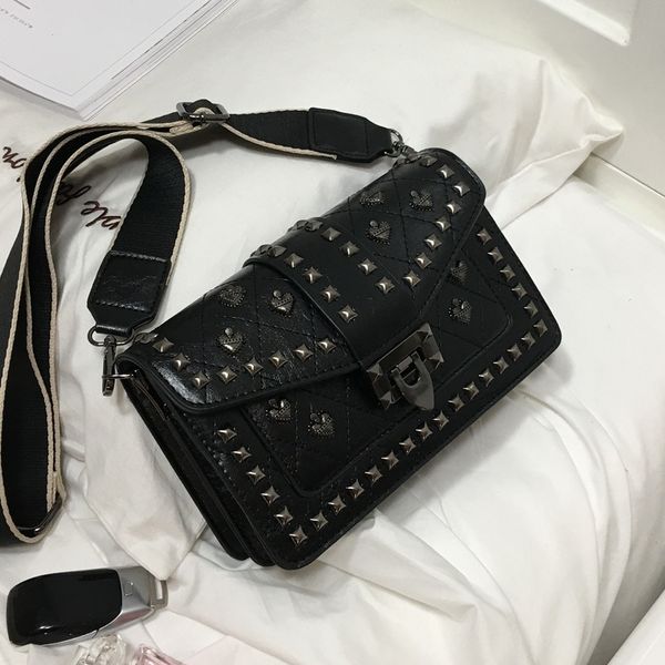 2020 autumn new fashion small square bag lady tide ins retro rivet wild broadband shoulder messenger bag women
2020 autumn new fashion small square bag lady tide ins retro rivet wild broadband shoulder messenger bag women