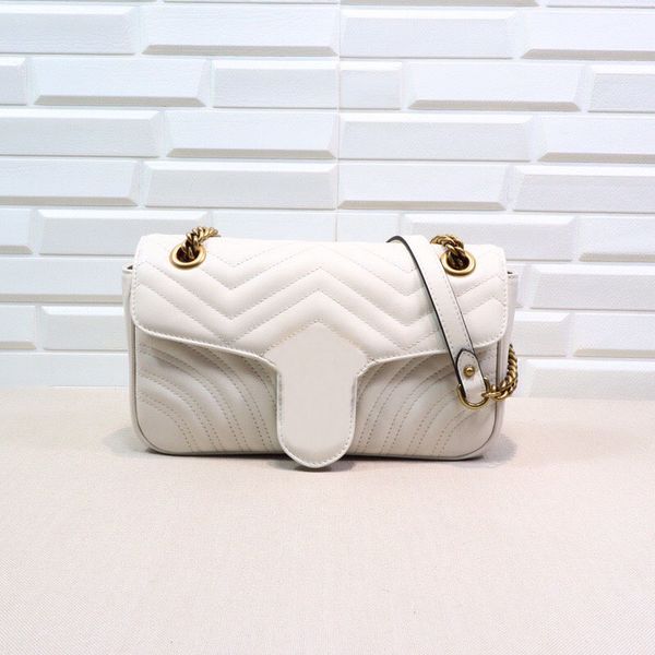 european and american style fashion classic fashion quilted shoulder bag messenger shoulder bag 26 * 15.5 * 6cm m008 of freight
european and american style fashion classic fashion quilted shoulder bag messenger shoulder bag 26 * 15.5 * 6cm m008 of freight