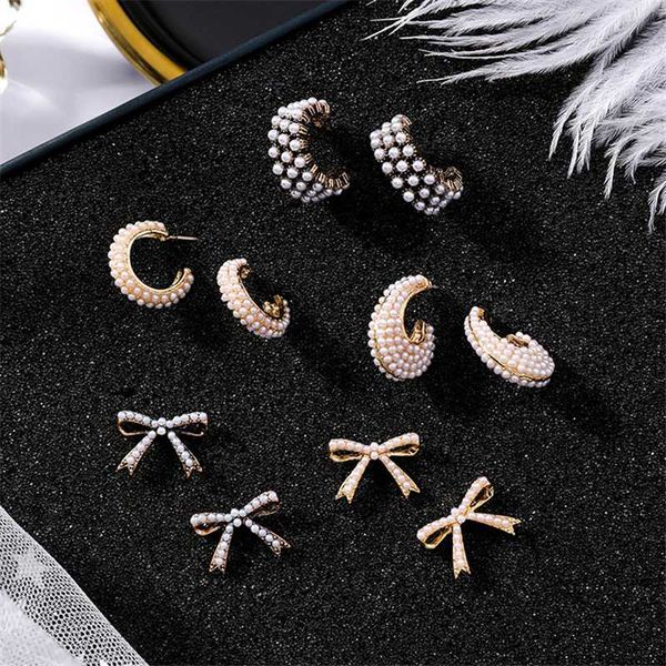new full simulated pearl arc hoop earrings for women bowknot semicircle rhinestone vintage pendiente brincos oorbellen, Golden
new full simulated pearl arc hoop earrings for women bowknot semicircle rhinestone vintage pendiente brincos oorbellen, Golden