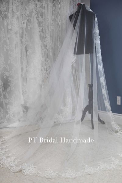 amazing fashional one-layer white ivory lace applique edge wedding veil popular meidingqianna brand cathedral length bridal veil, Black
amazing fashional one-layer white ivory lace applique edge wedding veil popular meidingqianna brand cathedral length bridal veil, Black