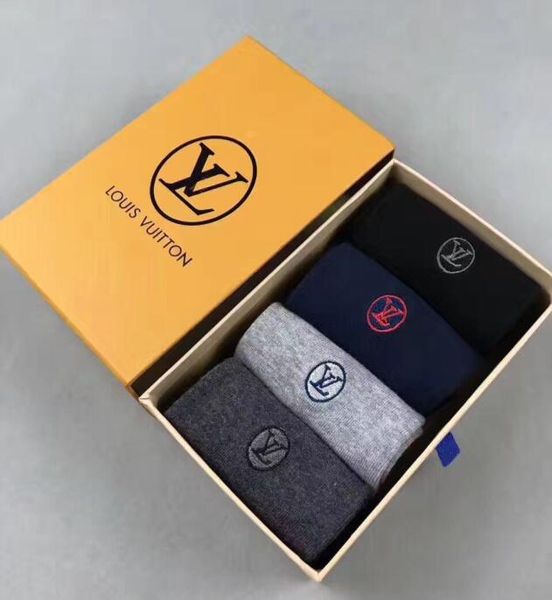 20ss style classic sports men socks comfortable cotton socks men luxury designer brand 1l lv socks 1l trend, Black
20ss style classic sports men socks comfortable cotton socks men luxury designer brand 1l lv socks 1l trend, Black
