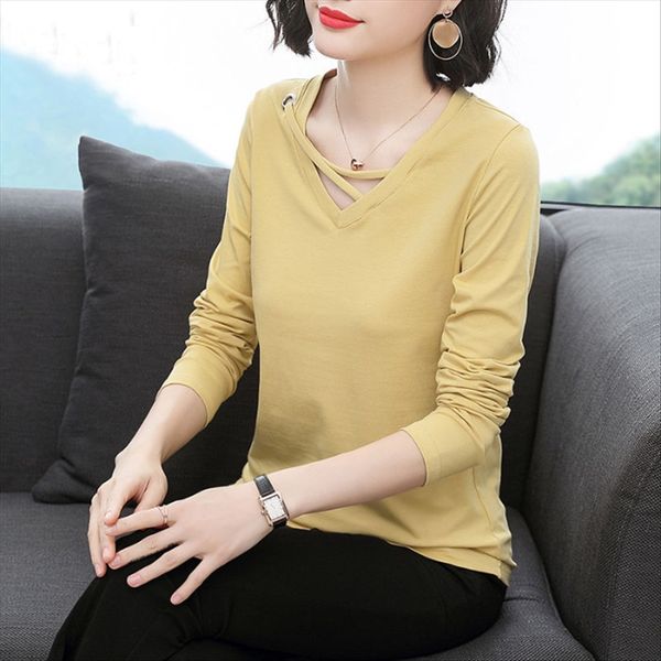 autumn long-sleeved t- female 2019 middle-aged t-shirt solid color v-neck base shirt loose slim versatile fashion, White
autumn long-sleeved t- female 2019 middle-aged t-shirt solid color v-neck base shirt loose slim versatile fashion, White