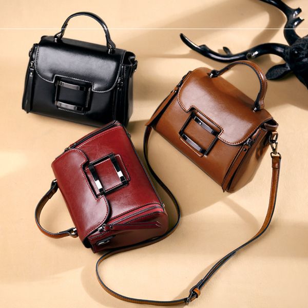 designer-new fashion woman female lady letter chain with letter flap crossbody handbag small bag good quality bag 3 color
designer-new fashion woman female lady letter chain with letter flap crossbody handbag small bag good quality bag 3 color