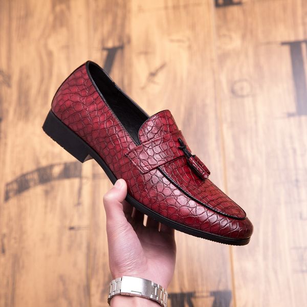 2019 new style large size business casual shoes men pointed-toe leather shoes england tassels business casual han ban xie, Black
2019 new style large size business casual shoes men pointed-toe leather shoes england tassels business casual han ban xie, Black