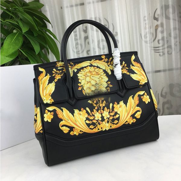 2020 handbags purses hobo handbag plain zipper artwork classic bag women letter wallets shoulder cluth bags
2020 handbags purses hobo handbag plain zipper artwork classic bag women letter wallets shoulder cluth bags