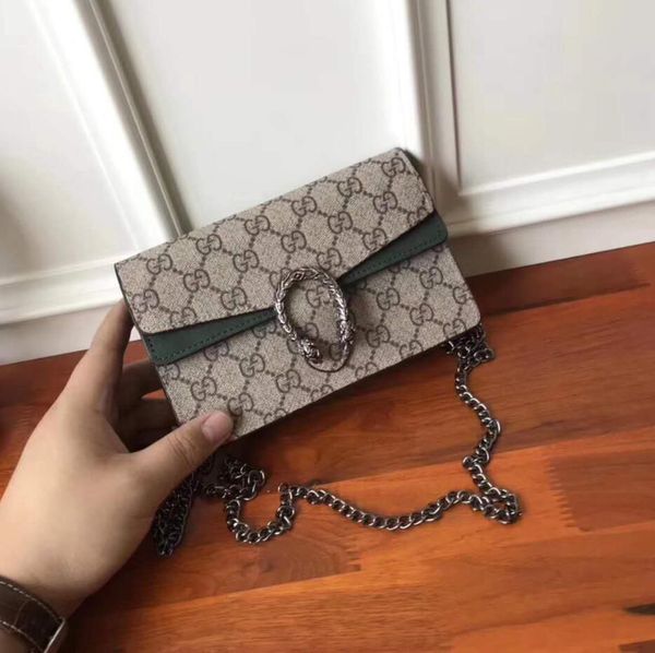2020q дизайнерские женские сумки crossbody сумки через плечо сумки тотализаторы сумки 6 цветов цепи ремни сумки с бирками кошельки размер 14
2020q дизайнерские женские сумки crossbody сумки через плечо сумки тотализаторы сумки 6 цветов цепи ремни сумки с бирками кошельки размер 14