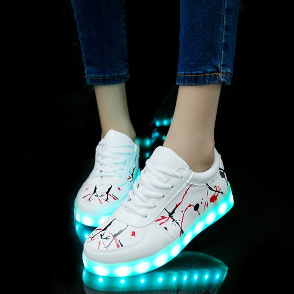 zapatillas hombre 2019 autumn winter new fashion women's shoes flats usb charging led light casual sole glowing sneakers
zapatillas hombre 2019 autumn winter new fashion women's shoes flats usb charging led light casual sole glowing sneakers