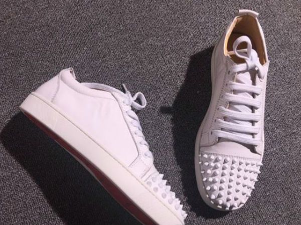 for men women shoes party wedding crystal leather sneakers designer sneakers red bottom shoe low cut suede spike shoes l194 #042, Black
for men women shoes party wedding crystal leather sneakers designer sneakers red bottom shoe low cut suede spike shoes l194 #042, Black