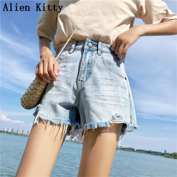 alien kitty 2019 summer hole blue high waist thin pockets ladies loose casual loose solid fresh plus size short 2 colors, White;black
alien kitty 2019 summer hole blue high waist thin pockets ladies loose casual loose solid fresh plus size short 2 colors, White;black