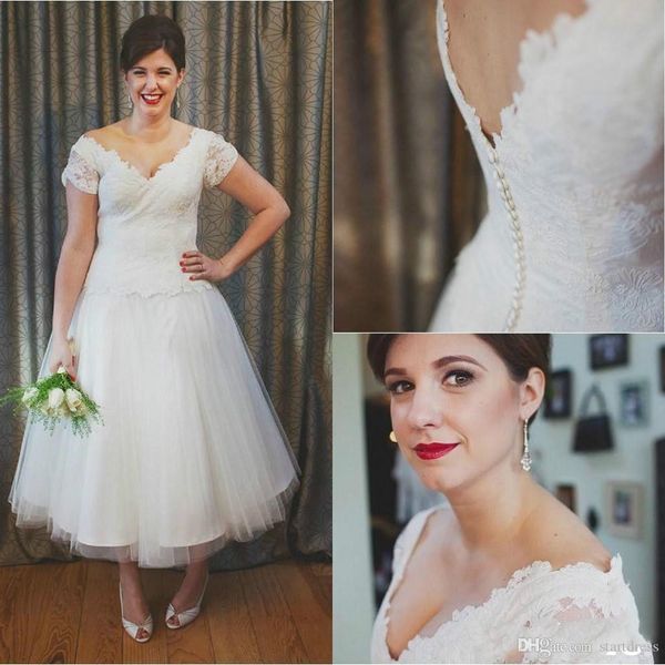 vintage wedding dresses plugging neck lace country wedding dresses sleeve low back button tulle tea length wedding dress bohemian, White
vintage wedding dresses plugging neck lace country wedding dresses sleeve low back button tulle tea length wedding dress bohemian, White