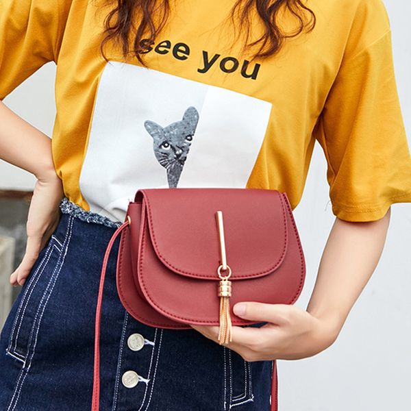 2020 new fashion mini sling bag tassel solid pu leather shoulder bags holiday party wear
2020 new fashion mini sling bag tassel solid pu leather shoulder bags holiday party wear