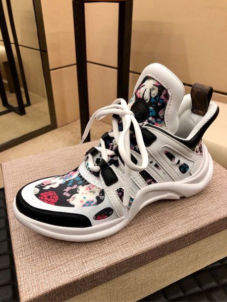 19ss geometric totem men pu casual shoes lace-up leisure flat vulcanize shoes low cut sewing spring autumm breathable boys sneakers, Black
19ss geometric totem men pu casual shoes lace-up leisure flat vulcanize shoes low cut sewing spring autumm breathable boys sneakers, Black