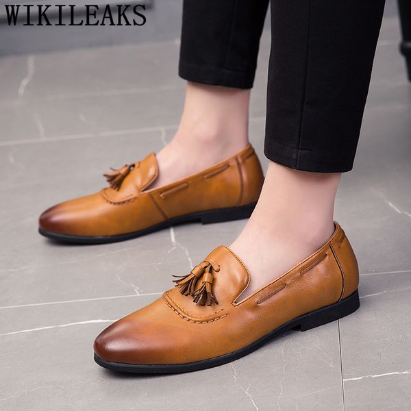 patent leather shoes men wedding coiffeur tassel dress shoes men formal italian party for sepatu slip on pria, Black 
patent leather shoes men wedding coiffeur tassel dress shoes men formal italian party for sepatu slip on pria, Black