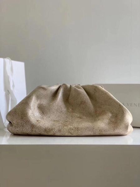 europe women large cloud pouch bag lady clutch bag purse handbag genuine calfskin leather
europe women large cloud pouch bag lady clutch bag purse handbag genuine calfskin leather