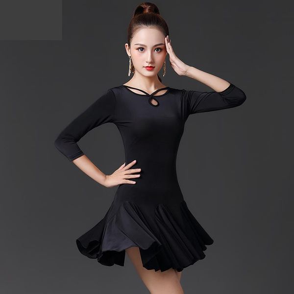 new black latin dance skirt woman practice dress 2020 performance short-sleeve latin dance skirt woman dresses, Black;red
new black latin dance skirt woman practice dress 2020 performance short-sleeve latin dance skirt woman dresses, Black;red