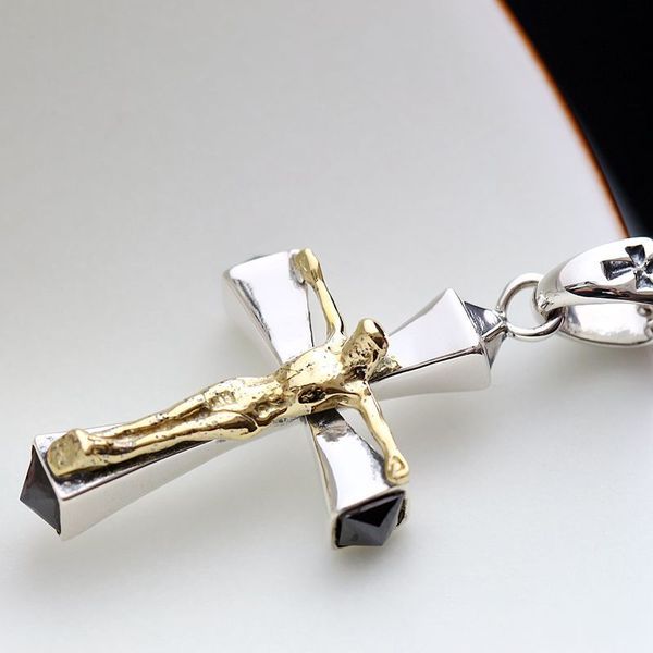 silver wholesale retro thai silver cross pendant s925 sterling pendant fashion men and women
silver wholesale retro thai silver cross pendant s925 sterling pendant fashion men and women
