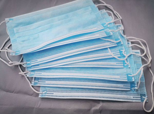 fast shipping disposal safety face masks 3-layer anti dust protective dustproof breathable face mask sanitary men and women a
fast shipping disposal safety face masks 3-layer anti dust protective dustproof breathable face mask sanitary men and women a