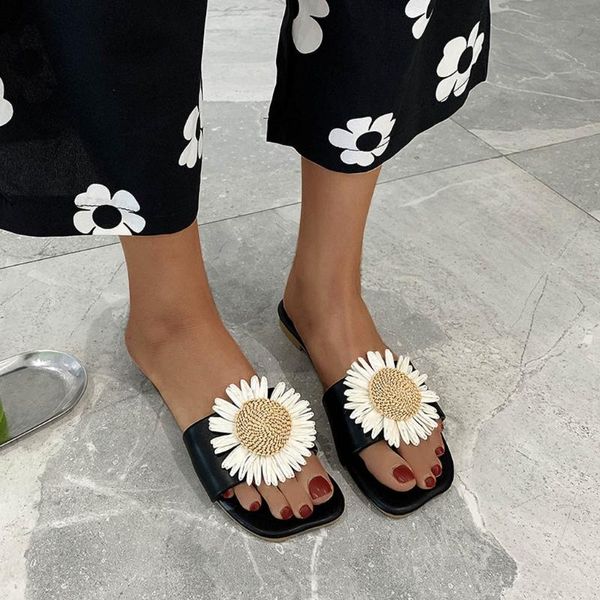 flats little daisy flower flip flops woman beach shoes new arrival non-slip flat women's summer footwear bohemian flip flops, Black
flats little daisy flower flip flops woman beach shoes new arrival non-slip flat women's summer footwear bohemian flip flops, Black