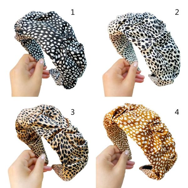 vintage leopard printed hair hoop women minimalist elegant elastic bandana pleated wrinkled bohemian vacation wide headband, Slivery;white
vintage leopard printed hair hoop women minimalist elegant elastic bandana pleated wrinkled bohemian vacation wide headband, Slivery;white