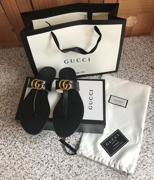 very luxury women popular leather sandal striking gladiator style designer outsole perfect flat canvas plain sandals, Black
very luxury women popular leather sandal striking gladiator style designer outsole perfect flat canvas plain sandals, Black