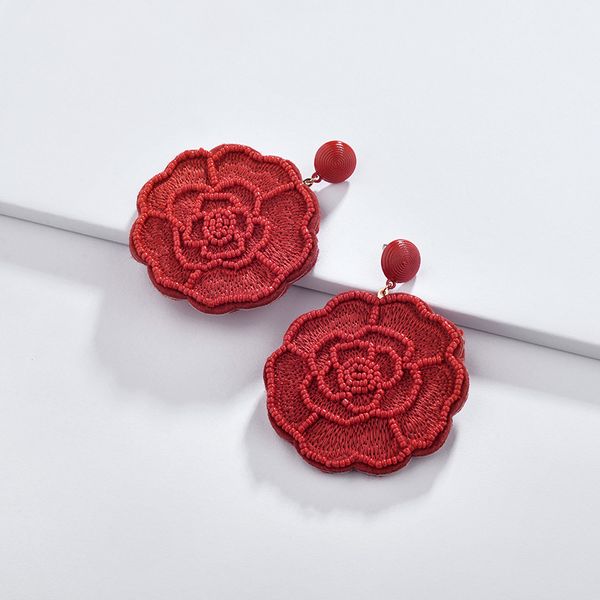 2019 fall trendy fashion six colors of hand woven rose ear stud shell earrings are suitable for social weddings for women, Silver
2019 fall trendy fashion six colors of hand woven rose ear stud shell earrings are suitable for social weddings for women, Silver