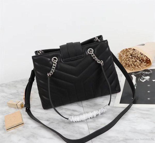 export 2018 female leather upper hand bag single shoulder bag, can be inclined span, luxury design classics
export 2018 female leather upper hand bag single shoulder bag, can be inclined span, luxury design classics