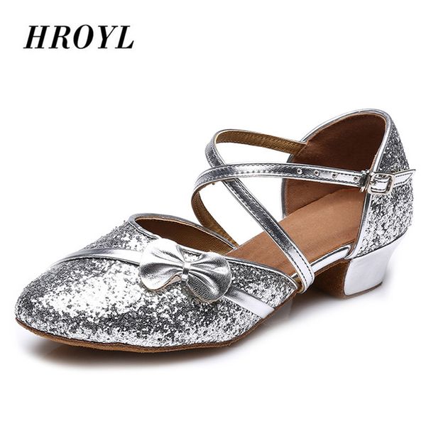 new women latin dance shoes 17-25cm for children kids girls ladies ballroom tango low heel dance shoes
new women latin dance shoes 17-25cm for children kids girls ladies ballroom tango low heel dance shoes