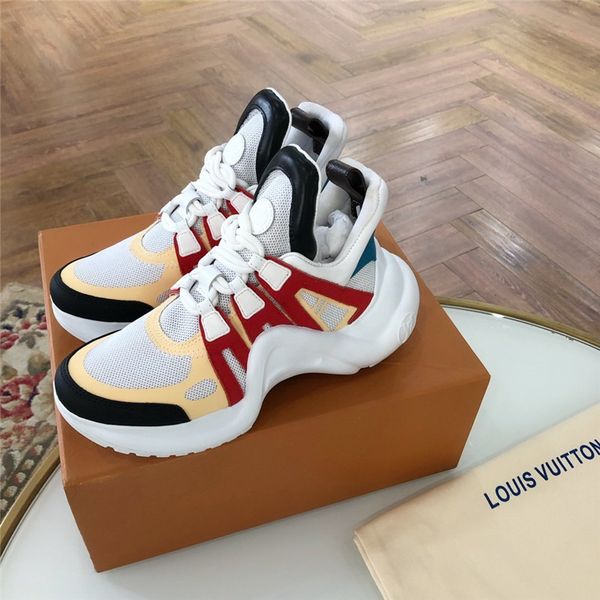 version italian counter brand women's shoes mesh breathable sports running shoes  women's fashion shoes with thick soles 35-41 02, Black
version italian counter brand women's shoes mesh breathable sports running shoes  women's fashion shoes with thick soles 35-41 02, Black