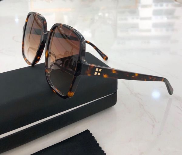 new gv7123 mens sunglasses men sun glasses women sunglasses fashion style protects eyes gafas de sol lunettes de soleil with box, White;black
new gv7123 mens sunglasses men sun glasses women sunglasses fashion style protects eyes gafas de sol lunettes de soleil with box, White;black