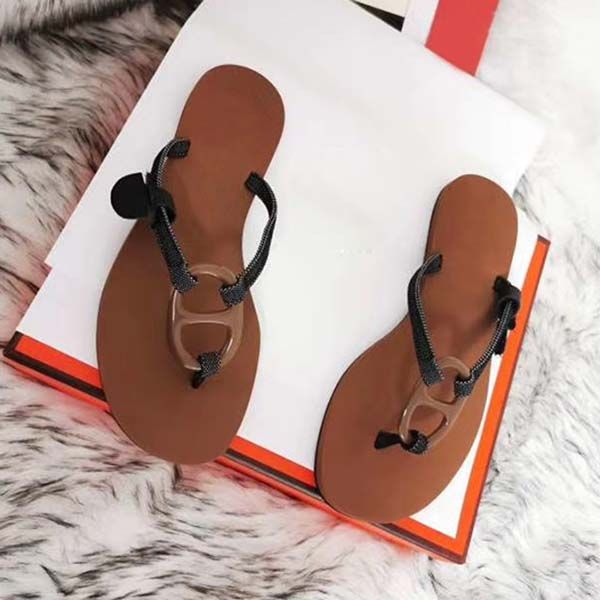 2020 women slippers luxury designer flip flops slides sandal summer fashion jelly alphabet flat bottomed casual beach sandals with box, Black
2020 women slippers luxury designer flip flops slides sandal summer fashion jelly alphabet flat bottomed casual beach sandals with box, Black