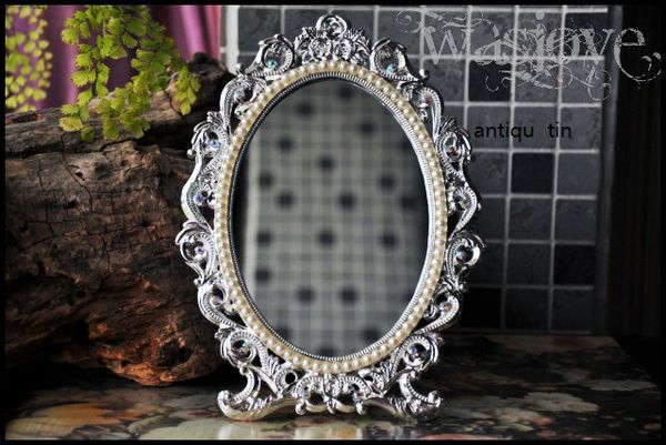 retro silver foldable alloy metal table makeup dresser deskcosmetic mirror embossed antique tin frame
retro silver foldable alloy metal table makeup dresser deskcosmetic mirror embossed antique tin frame