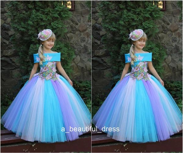 princess girls pageant dresses off-the shoulder butterfly appliques flower girls dresses for weddings ball gown kids party dress fg1329, White;blue
princess girls pageant dresses off-the shoulder butterfly appliques flower girls dresses for weddings ball gown kids party dress fg1329, White;blue