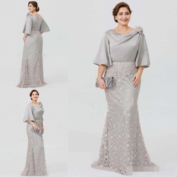 2019 new silver elegant mother of the bride dresses half sleeve lace mermaid wedding guest dress plus size formal evening gowns, Black;red
2019 new silver elegant mother of the bride dresses half sleeve lace mermaid wedding guest dress plus size formal evening gowns, Black;red