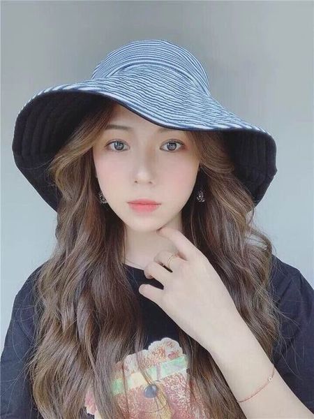 2020 new arrival cotton blue white wide brim hats cap women's summer comfortable warm hats with box, Blue;gray
2020 new arrival cotton blue white wide brim hats cap women's summer comfortable warm hats with box, Blue;gray